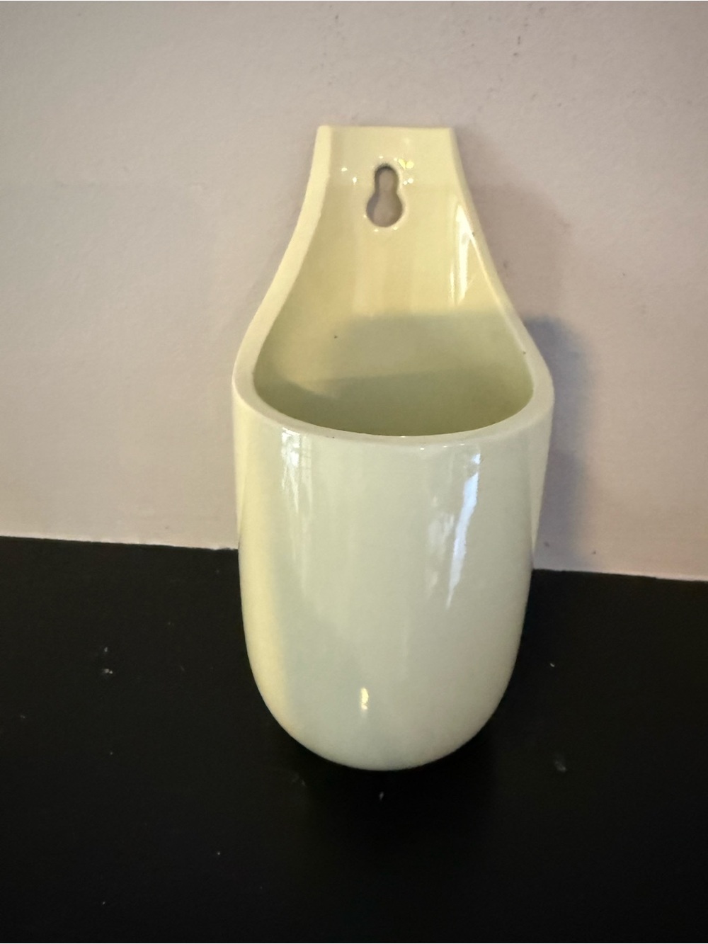 Wall-Mount Ceramic Pocket in Pale Yellow - Unbranded